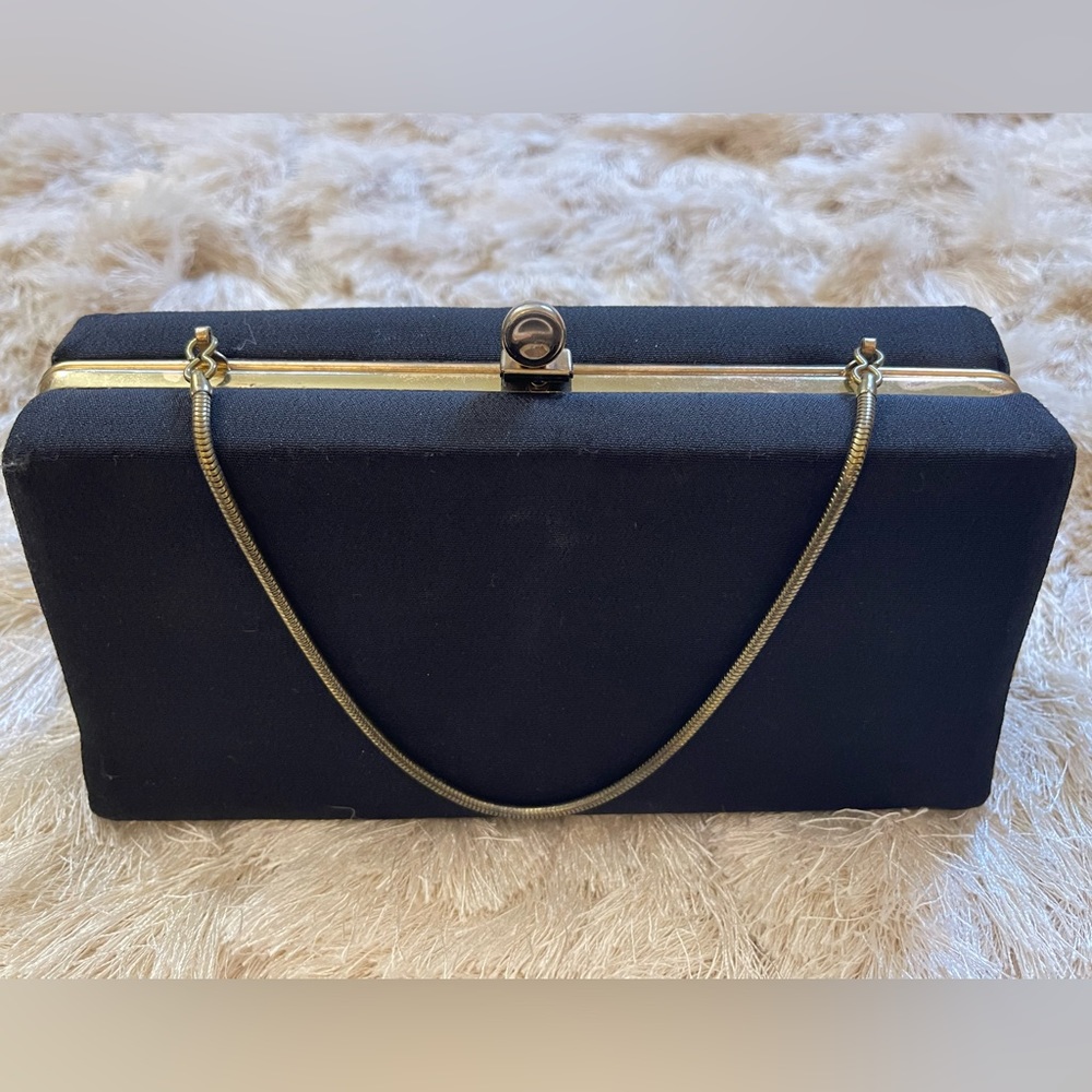 Stunning, Gorgeous Vintage Clutch Evening Bag with Brass Short Chain- Classic ❤️